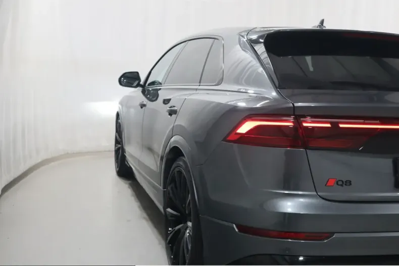 Audi Q8 din 2024 cu 14.583 km - oferta AUD204544 - foto 13