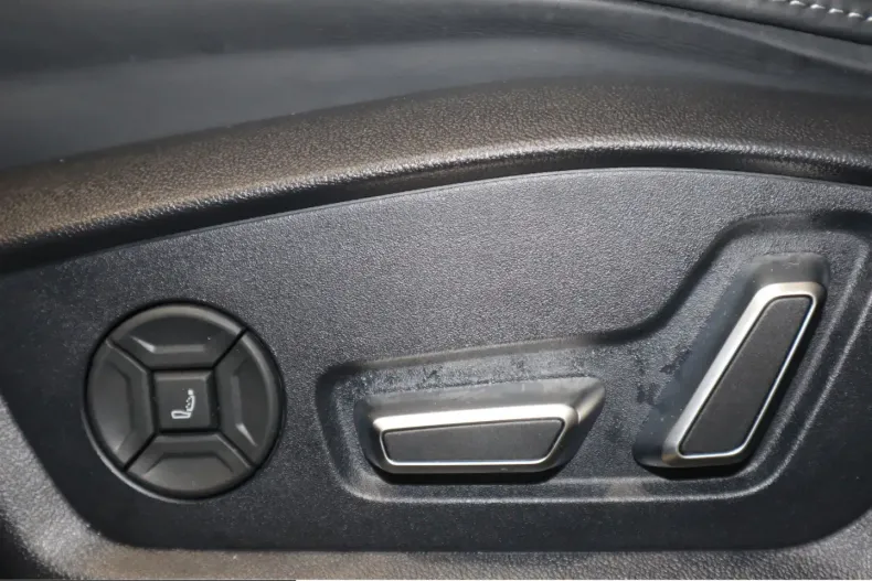 Audi Q8 din 2024 cu 14.583 km - oferta AUD204544 - foto 20