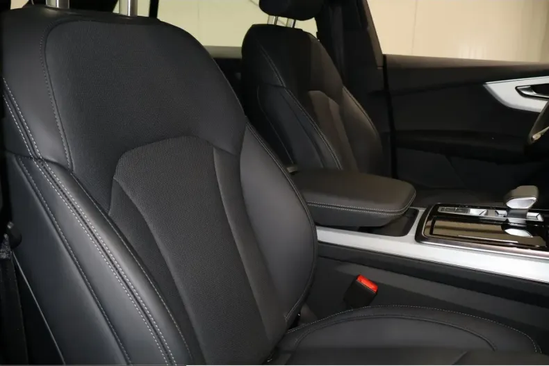 Audi Q8 din 2025 cu 19.790 km - oferta AUD204546 - foto 7