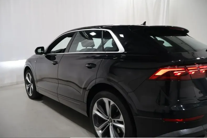 Audi Q8 din 2025 cu 19.790 km - oferta AUD204546 - foto 13