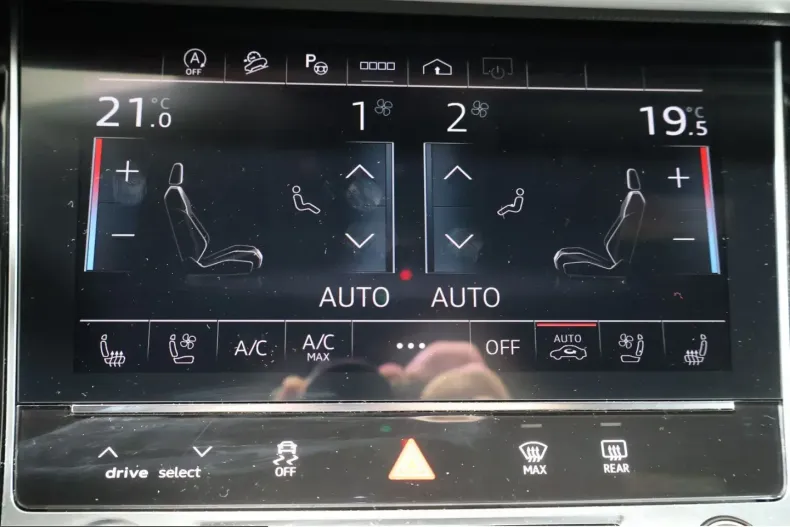 Audi Q8 din 2025 cu 19.790 km - oferta AUD204546 - foto 18