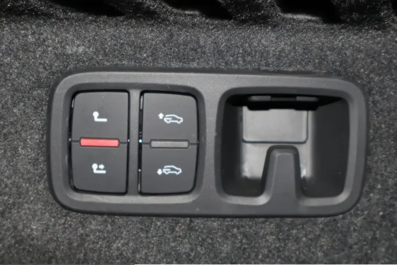 Audi Q8 din 2025 cu 19.790 km - oferta AUD204546 - foto 20