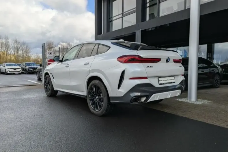 BMW X6 (Seria X) din 2024 cu 38.574 km - oferta BMW204548 - foto 3