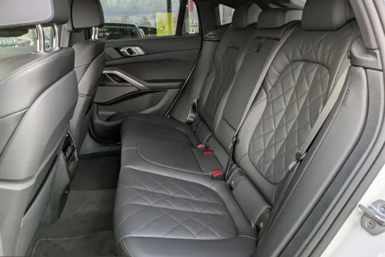 BMW X6 (Seria X) din 2024 cu 38.574 km - oferta BMW204548 - foto 5