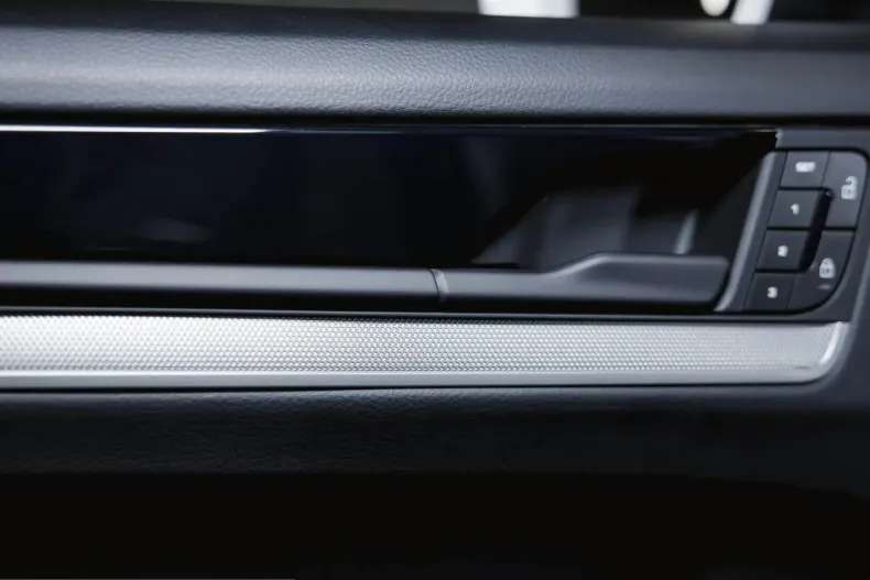 Porsche Cayenne din 2023 cu 9.990 km - oferta POR204550 - foto 25