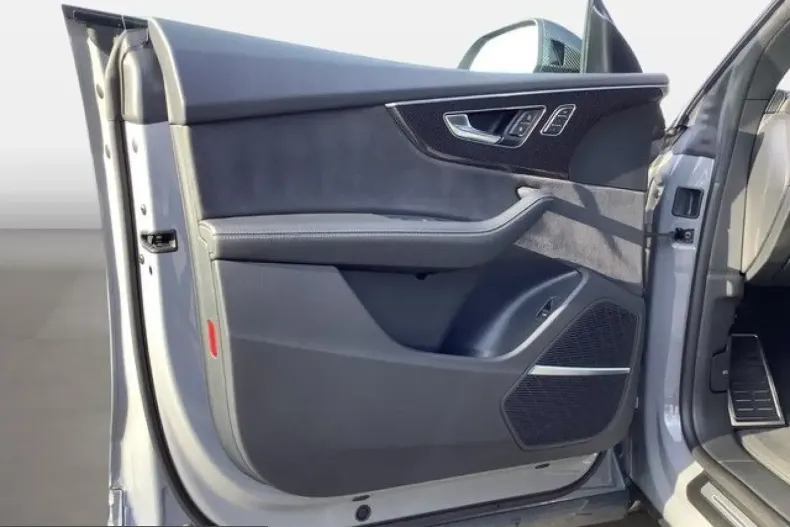 Audi Q8 din 2022 cu 59.214 km - oferta AUD204552 - foto 12