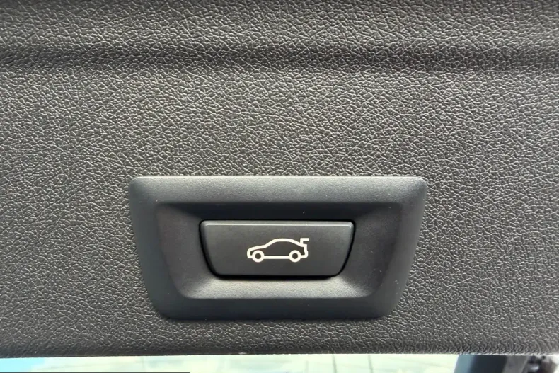 BMW X6 (Seria X) din 2023 cu 35.177 km - oferta BMW204557 - foto 31