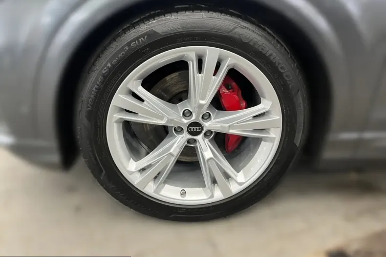 Audi Q8 din 2022 cu 39.449 km - oferta AUD204562 - foto 4