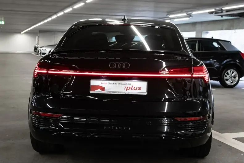 Audi SQ8 din 2024 cu 7.893 km - oferta AUD204573 - foto 4