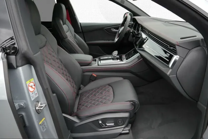 Audi SQ8 din 2025 cu 24.999 km - oferta AUD204575 - foto 4