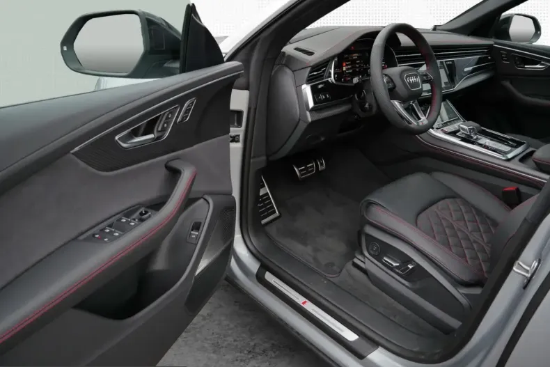 Audi SQ8 din 2025 cu 24.999 km - oferta AUD204575 - foto 13