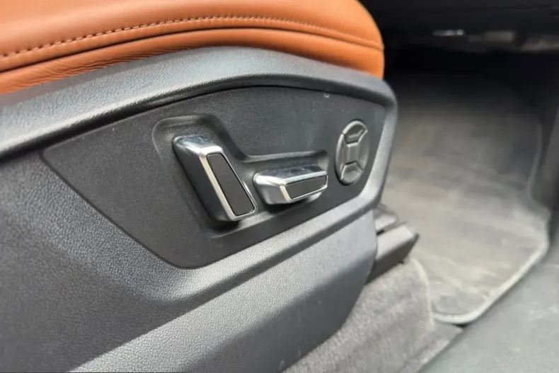 Audi Q8 din 2023 cu 31.400 km - oferta AUD204582 - foto 18