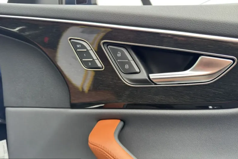 Audi Q8 din 2023 cu 31.400 km - oferta AUD204582 - foto 20