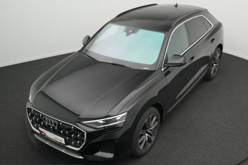 Audi Q8 din 2024 cu 13.100 km - oferta AUD204584 - foto 1