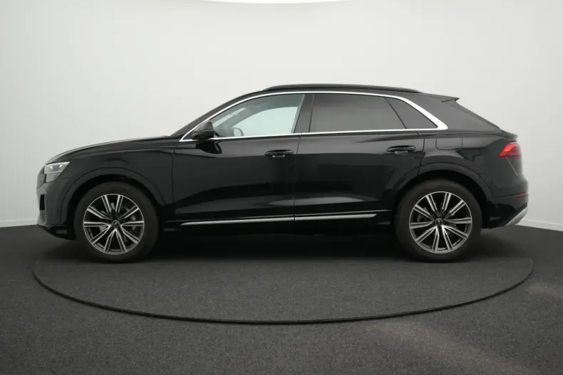Audi Q8 din 2024 cu 13.100 km - oferta AUD204584 - foto 9