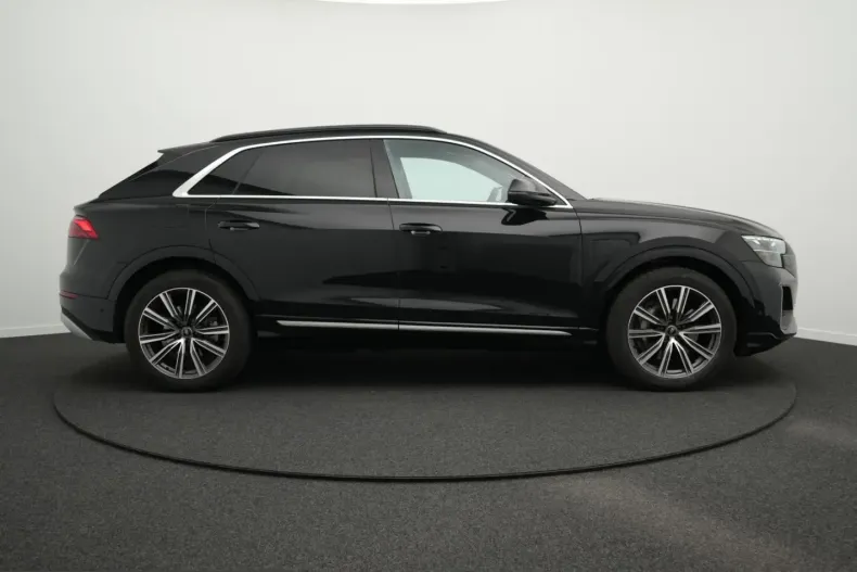 Audi Q8 din 2024 cu 13.100 km - oferta AUD204584 - foto 10