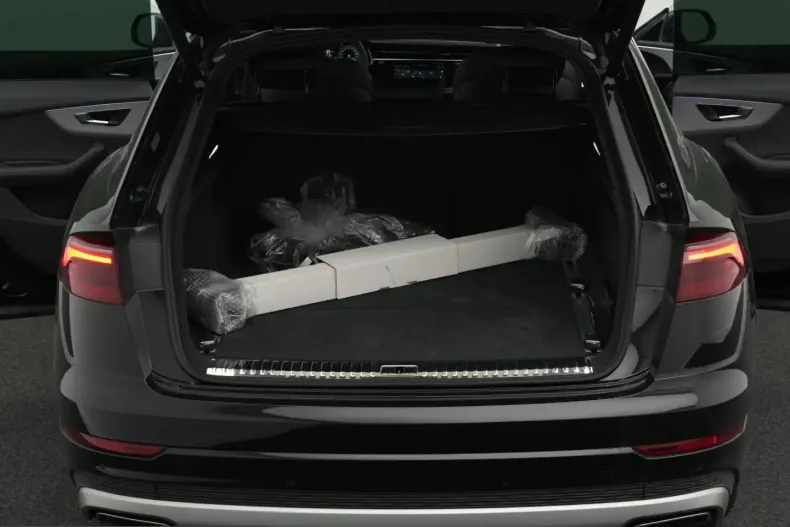 Audi Q8 din 2024 cu 13.100 km - oferta AUD204584 - foto 12