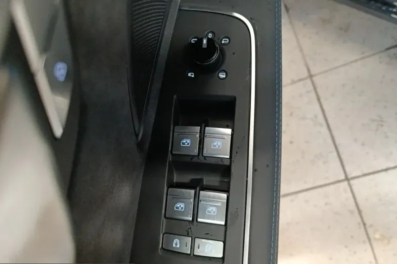 Audi A8 din 2025 cu 18.324 km - oferta AUD204587 - foto 14