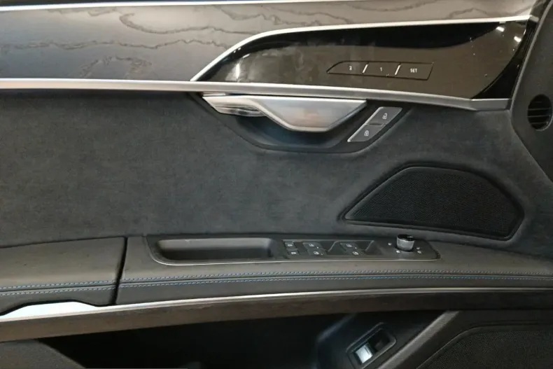 Audi A8 din 2025 cu 18.324 km - oferta AUD204587 - foto 15