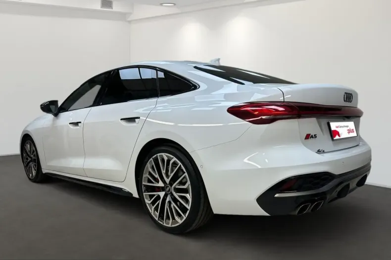 Audi A5 din 2025 cu 11.500 km - oferta AUD204589 - foto 3