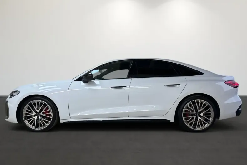 Audi A5 din 2025 cu 11.500 km - oferta AUD204589 - foto 5