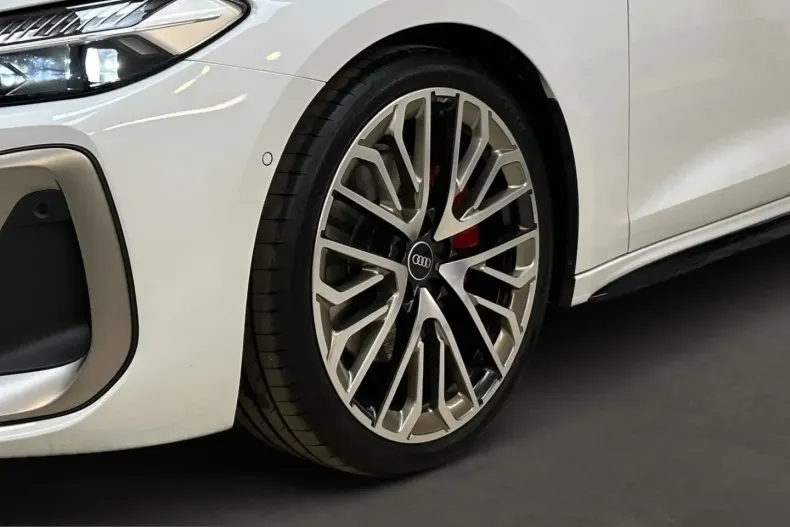 Audi A5 din 2025 cu 11.500 km - oferta AUD204589 - foto 8