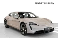 Porsche Taycan din 2023 cu 30.000 km - oferta POR204592 - foto 1