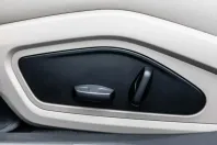 Porsche Taycan din 2023 cu 30.000 km - oferta POR204592 - foto 11