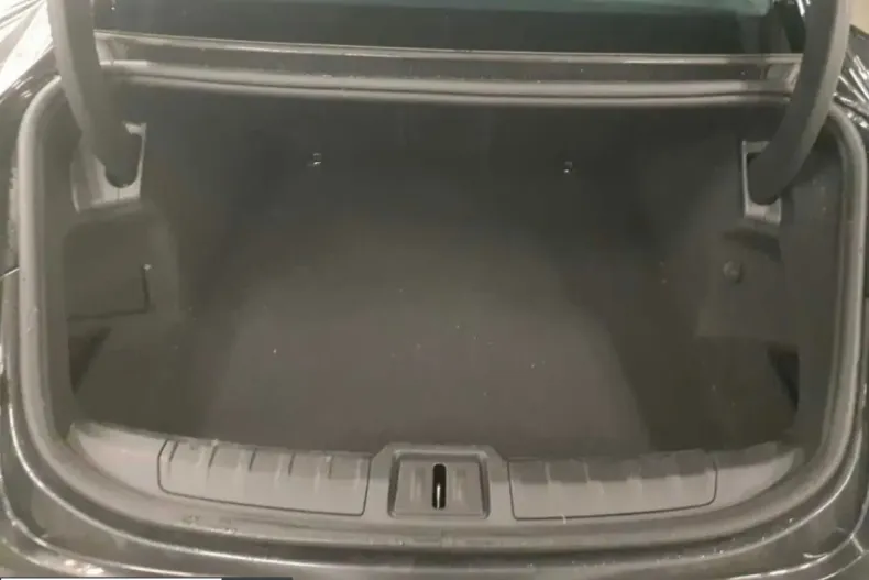 Porsche Taycan din 2023 cu 84.000 km - oferta POR204593 - foto 8