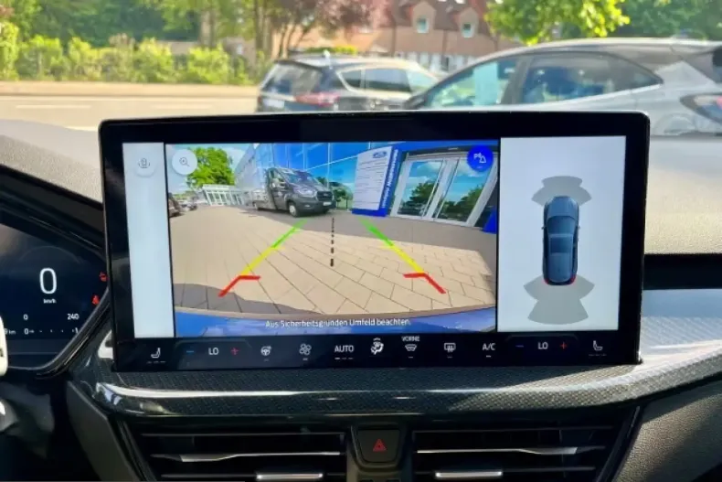 Ford Focus din 2024 cu 6.400 km - oferta FOR204601 - foto 11