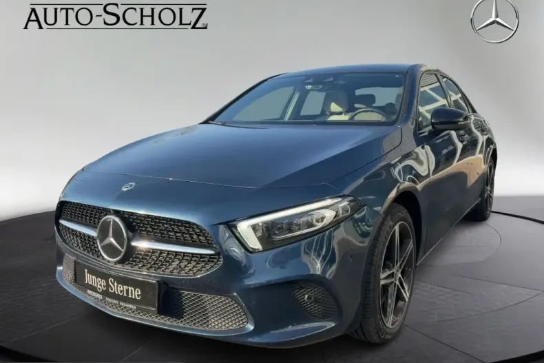 Mercedes-Benz A 250 (Clasa A) din 2022 cu 81.217 km - oferta MER204604 - foto 1