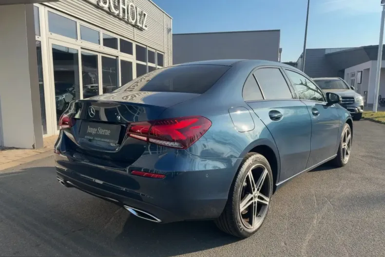 Mercedes-Benz A 250 (Clasa A) din 2022 cu 81.217 km - oferta MER204604 - foto 3