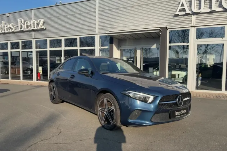 Mercedes-Benz A 250 (Clasa A) din 2022 cu 81.217 km - oferta MER204604 - foto 4