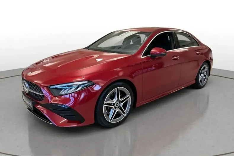 Mercedes-Benz A 220 (Clasa A) din 2024 cu 7.678 km - oferta MER204608 - foto 3