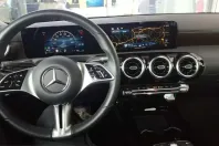 Mercedes-Benz A 180 (Clasa A) din 2024 cu 16.300 km - oferta MER204610 - foto 6