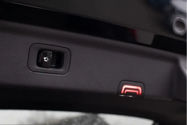 Mercedes-Benz EQE SUV din 2024 cu 28.318 km - oferta MER204611 - foto 7