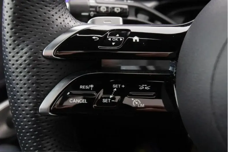 Mercedes-Benz EQE SUV din 2024 cu 28.318 km - oferta MER204611 - foto 22