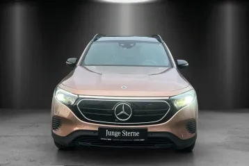 Mercedes-Benz EQB din 2023 - oferta MER204617