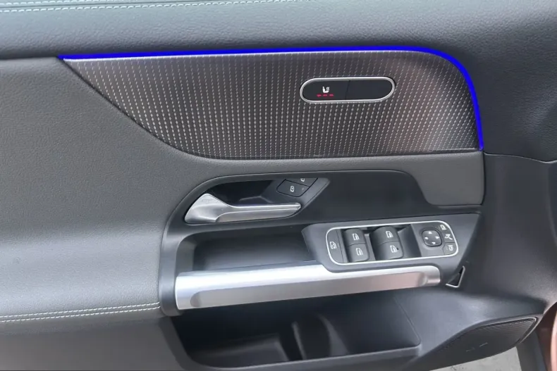 Mercedes-Benz EQB din 2023 cu 6.214 km - oferta MER204617 - foto 11