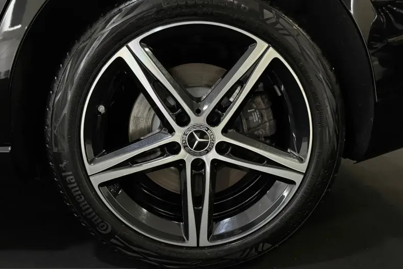 Mercedes-Benz A 250 (Clasa A) din 2022 cu 31.885 km - oferta MER204618 - foto 10