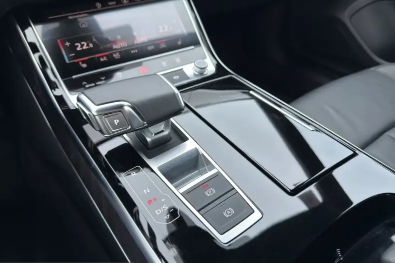 Audi A8 din 2024 cu 32.060 km - oferta AUD204625 - foto 10