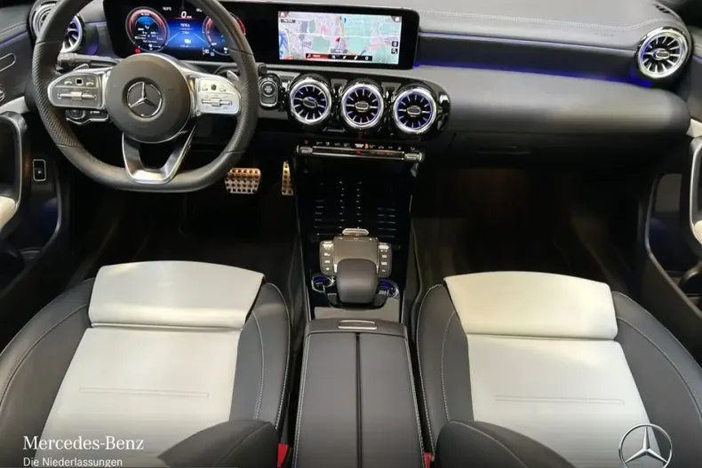 Mercedes-Benz CLA 250 (Clasa CLA) din 2023 cu 27.879 km - oferta MER204639 - foto 2