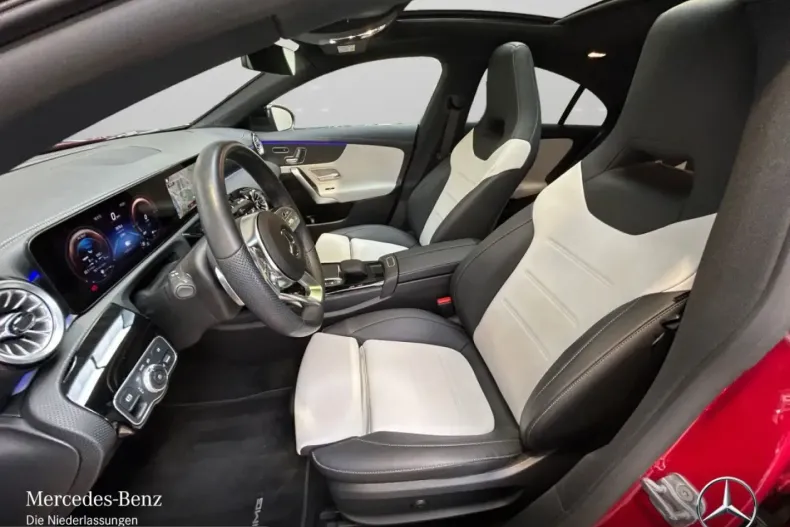 Mercedes-Benz CLA 250 (Clasa CLA) din 2023 cu 27.879 km - oferta MER204639 - foto 9