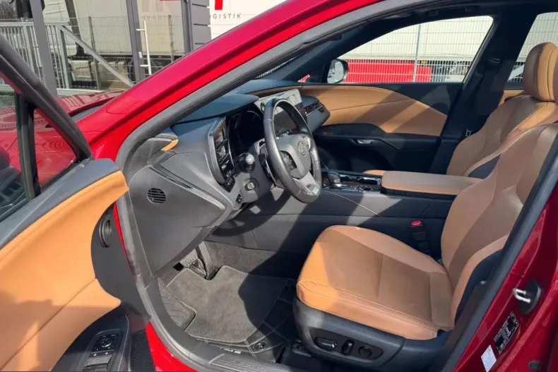 Lexus RX 450 din 2023 cu 29.700 km - oferta LEX204640 - foto 20