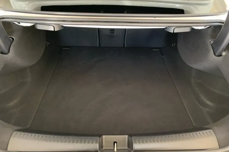 Mercedes-Benz CLA 250 (Clasa CLA) din 2022 cu 43.189 km - oferta MER204643 - foto 12