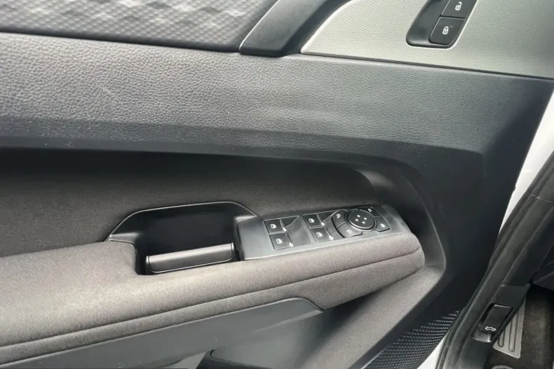 Volkswagen Amarok din 2023 cu 23.356 km - oferta VOL204645 - foto 7