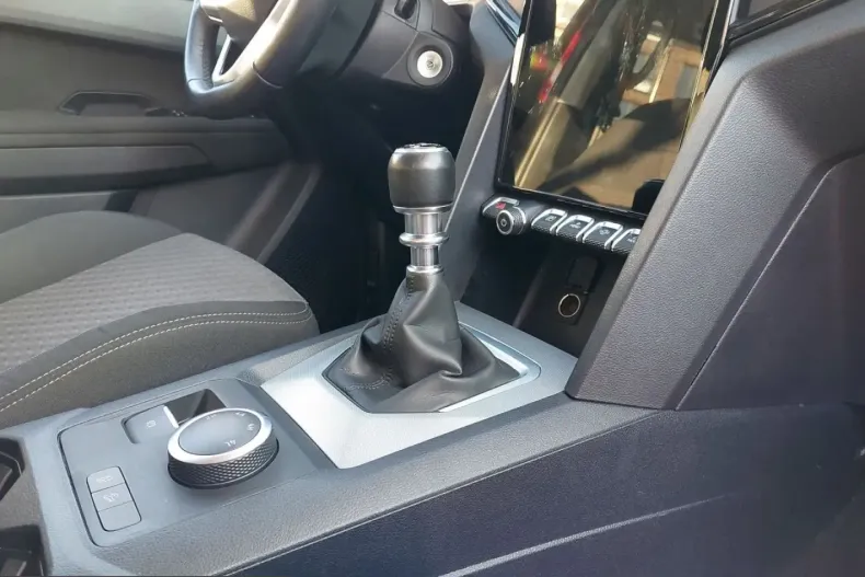 Volkswagen Amarok din 2024 cu 13.000 km - oferta VOL204646 - foto 15