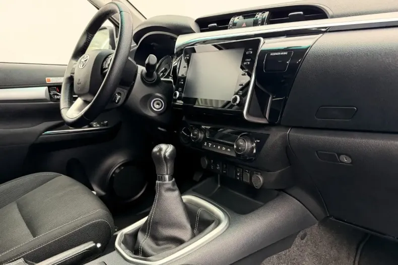 Toyota Hilux din 2023 cu 27.200 km - oferta TOY204649 - foto 9