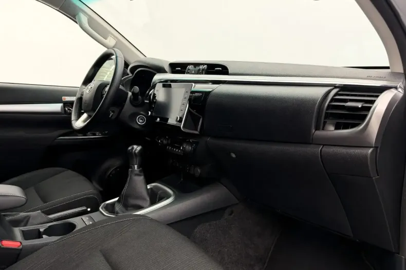 Toyota Hilux din 2023 cu 27.200 km - oferta TOY204649 - foto 10