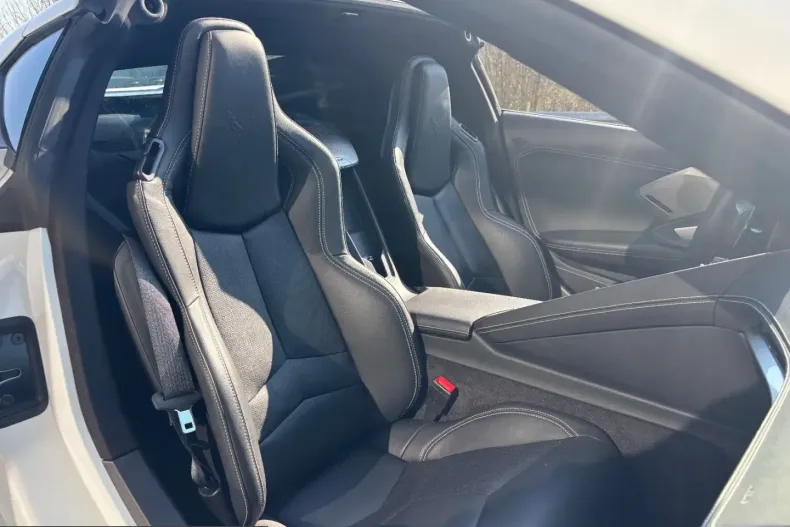 Corvette C8 din 2022 cu 18.451 km - oferta COR204653 - foto 10